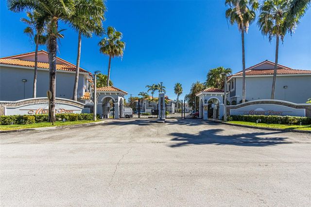 11647 NE 18th Dr 11647, North Miami, FL 33181