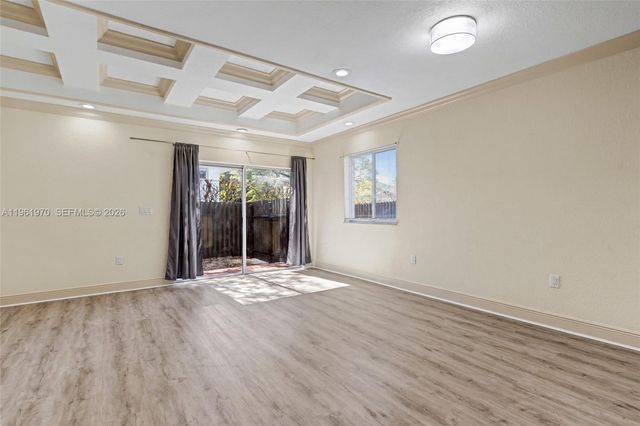 11647 NE 18th Dr 11647, North Miami, FL 33181