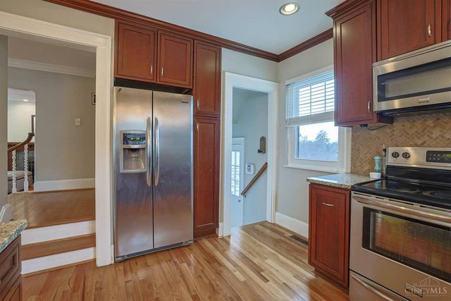 5835 Montgomery Road, Cincinnati, OH 45212