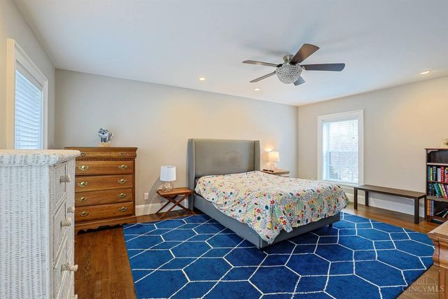 5835 Montgomery Road, Cincinnati, OH 45212