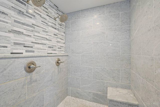 5835 Montgomery Road, Cincinnati, OH 45212