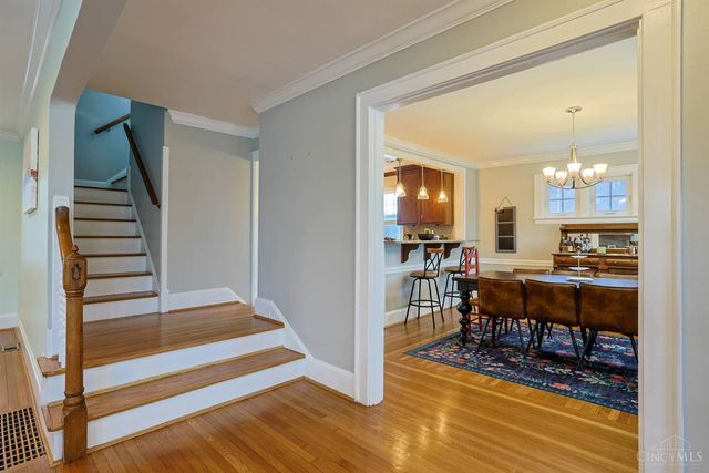 5835 Montgomery Road, Cincinnati, OH 45212