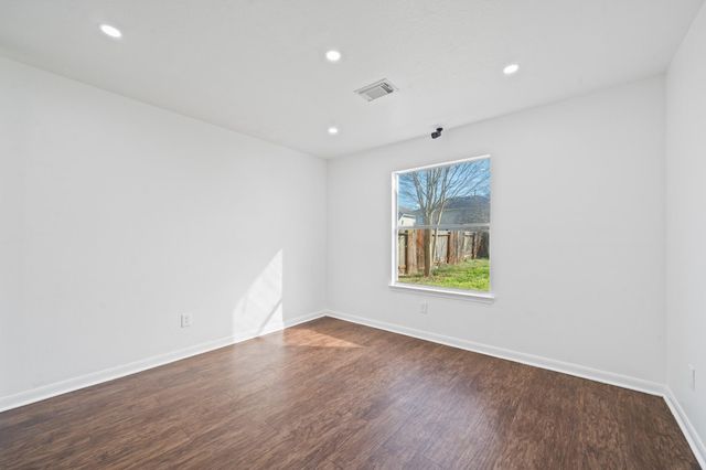 20910 Neva Court, Humble, TX 77338