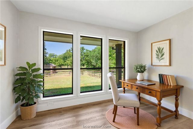 13732 Ferrill Creek Road, Bryan, TX 77808