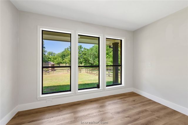 13732 Ferrill Creek Road, Bryan, TX 77808