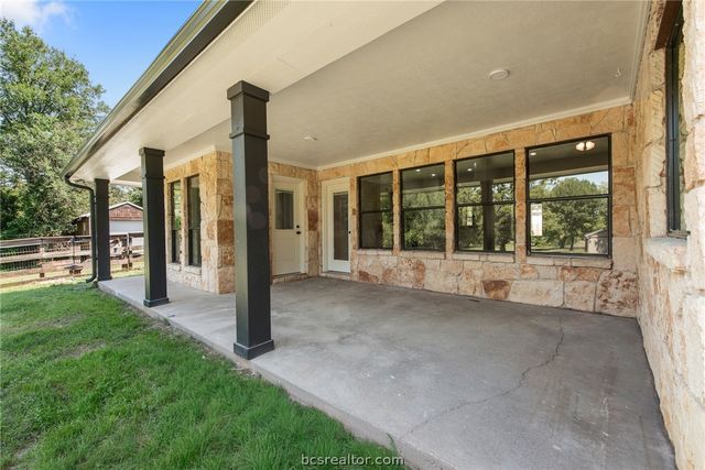 13732 Ferrill Creek Road, Bryan, TX 77808