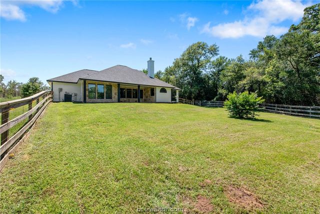 13732 Ferrill Creek Road, Bryan, TX 77808