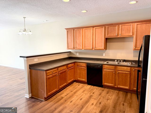 8330 Oakley Circle, Union City, GA 30291