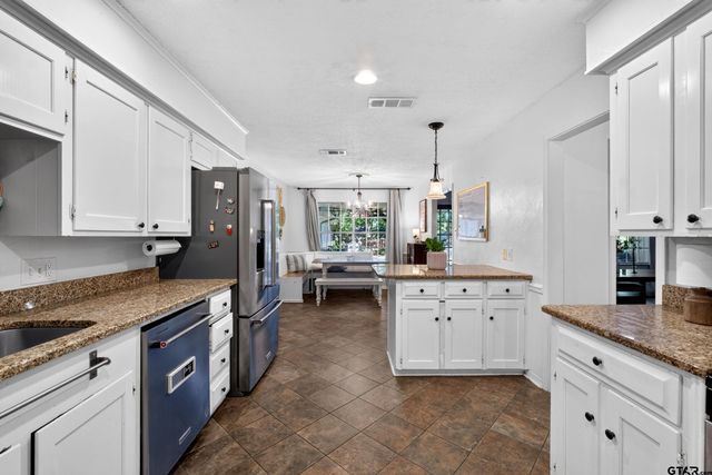 4601 Gretna Green Lane, Tyler, TX 75703