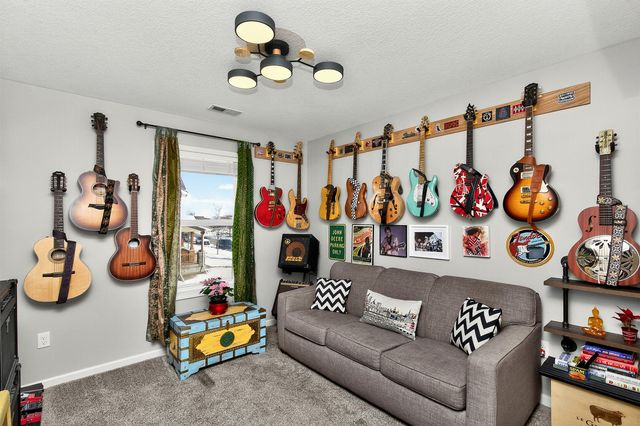 6373 Wistful Vista Drive, West Des Moines, IA 50266