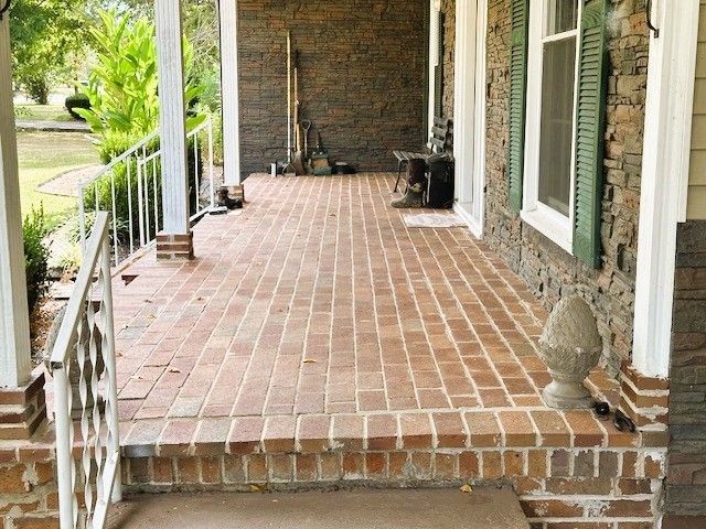 2701 Cox Mill Rd, Hopkinsville, KY 42240