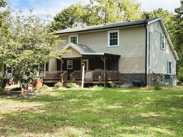 2701 Cox Mill Rd, Hopkinsville, KY 42240