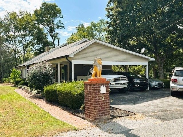 2701 Cox Mill Rd, Hopkinsville, KY 42240