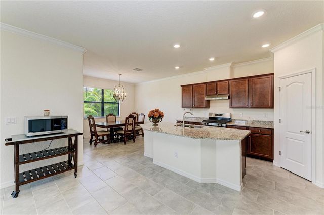 10111 MALACHITE DRIVE, Bradenton, FL 34211
