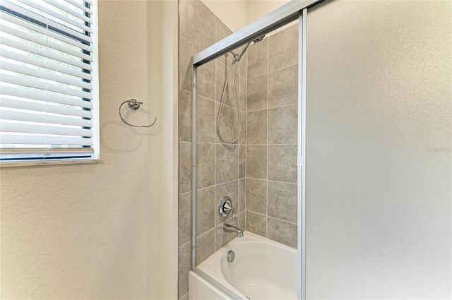 10111 MALACHITE DRIVE, Bradenton, FL 34211