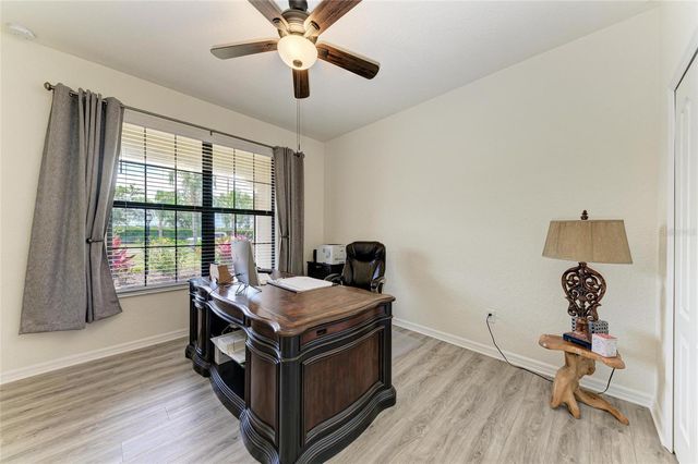 10111 MALACHITE DRIVE, Bradenton, FL 34211