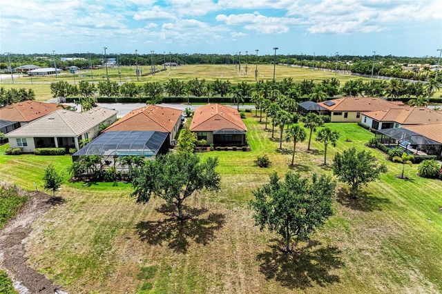 10111 MALACHITE DRIVE, Bradenton, FL 34211
