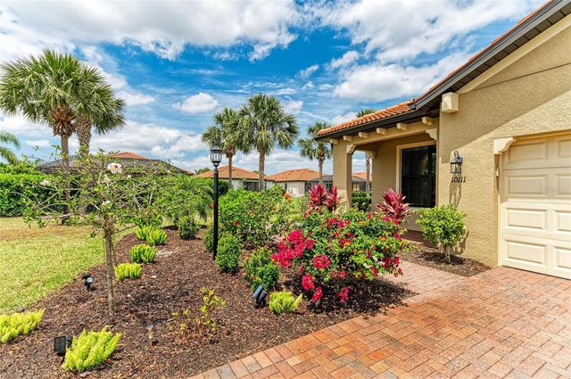 10111 MALACHITE DRIVE, Bradenton, FL 34211