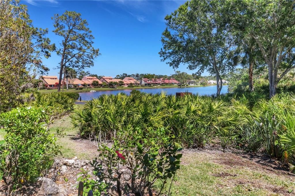 15450 Cedarwood LN # 103, Naples, FL 34110
