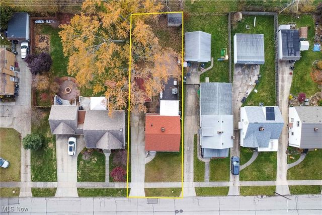 4203 Yorkshire Avenue, Parma, OH 44134