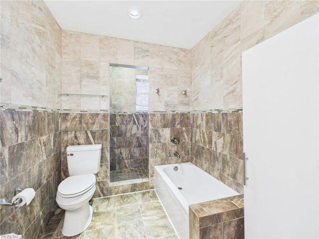 313 Mapleshore DR, Chesapeake, VA 23320