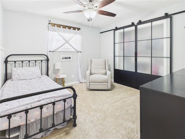 313 Mapleshore DR, Chesapeake, VA 23320