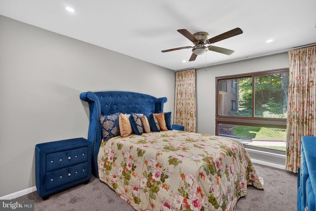 Image 11 of property listing at 17816 BUEHLER RD #163 / 1-D-3, Olney, MD 20832