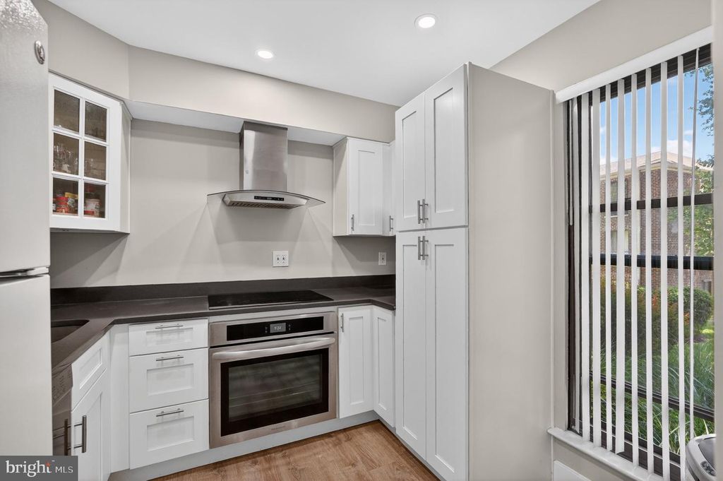 Image 5 of property listing at 17816 BUEHLER RD #163 / 1-D-3, Olney, MD 20832