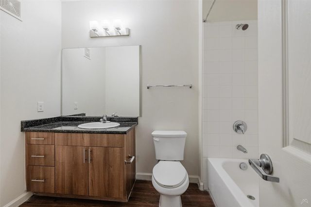 5605 Springdale RD 3-3-3402, Austin, TX 78723