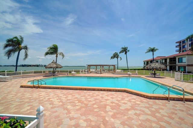6219 PALMA DEL MAR BOULEVARD S 102, St Petersburg, FL 33715