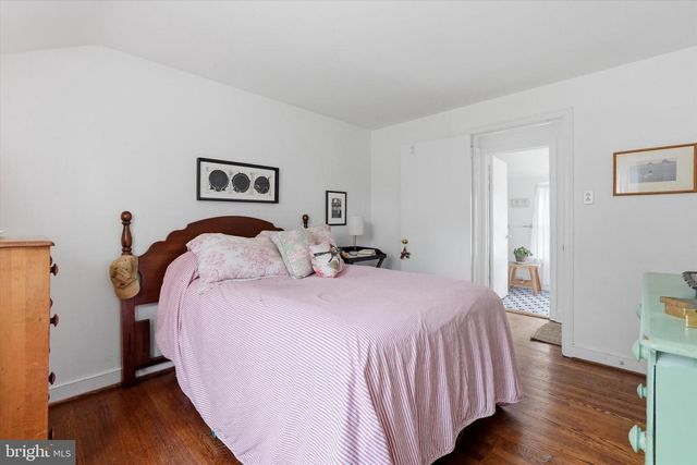 233 E EVERGREEN AVE, Philadelphia, PA 19118