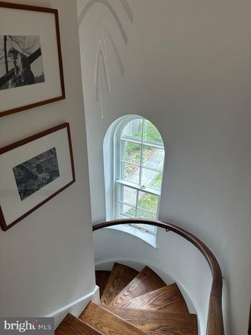 233 E EVERGREEN AVE, Philadelphia, PA 19118