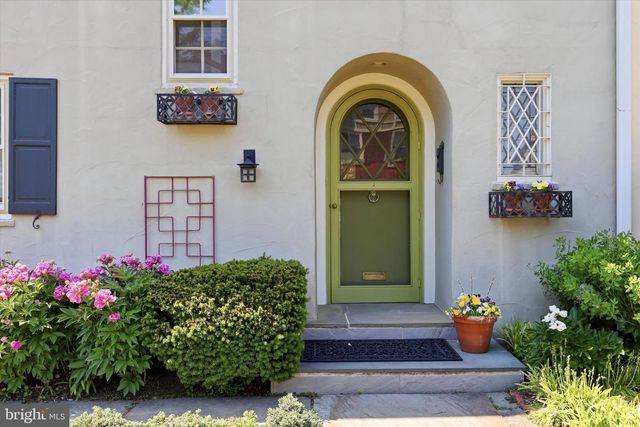 233 E EVERGREEN AVE, Philadelphia, PA 19118