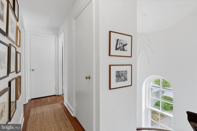 233 E EVERGREEN AVE, Philadelphia, PA 19118