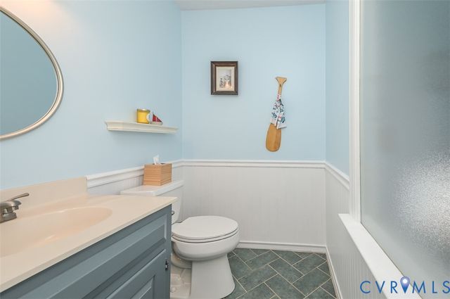 4940 White Oak Pl, Sandston, VA 23150