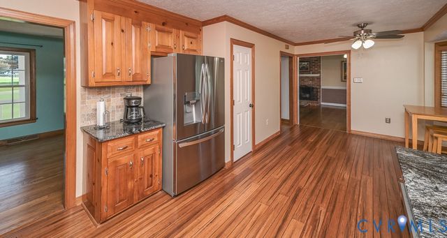 4940 White Oak Pl, Sandston, VA 23150