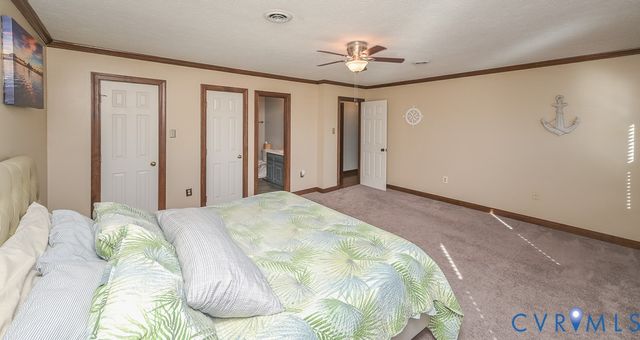 4940 White Oak Pl, Sandston, VA 23150