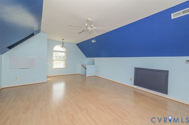 4940 White Oak Pl, Sandston, VA 23150