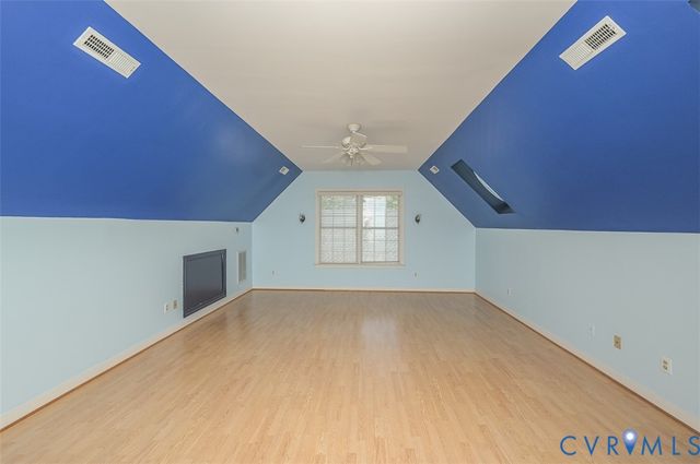 4940 White Oak Pl, Sandston, VA 23150