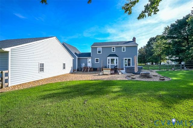 4940 White Oak Pl, Sandston, VA 23150