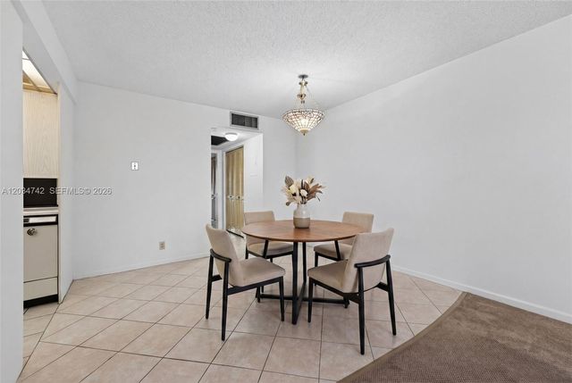 2401 Antigua Circle E3, Coconut Creek, FL 33066