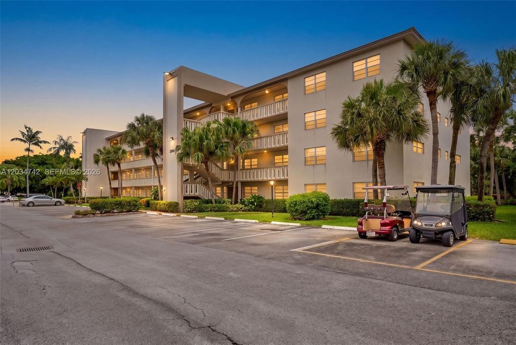 2401 Antigua Circle E3, Coconut Creek, FL 33066