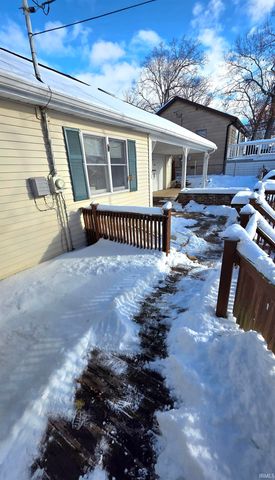 11018 E Pottawatomie Trail, Walkerton, IN 46574