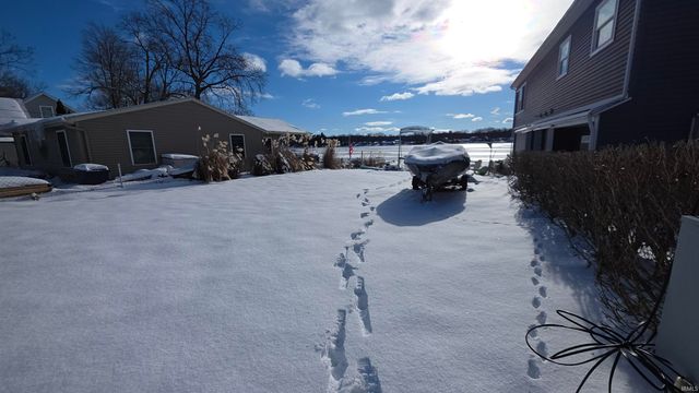 11018 E Pottawatomie Trail, Walkerton, IN 46574