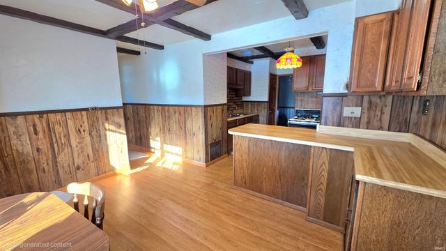 11018 E Pottawatomie Trail, Walkerton, IN 46574