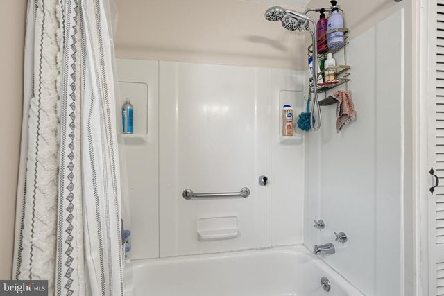818 PRICE AVE, Glendora, NJ 08029