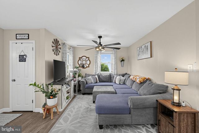 818 PRICE AVE, Glendora, NJ 08029