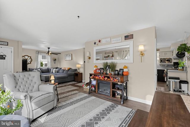 818 PRICE AVE, Glendora, NJ 08029