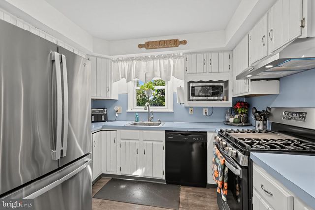 818 PRICE AVE, Glendora, NJ 08029