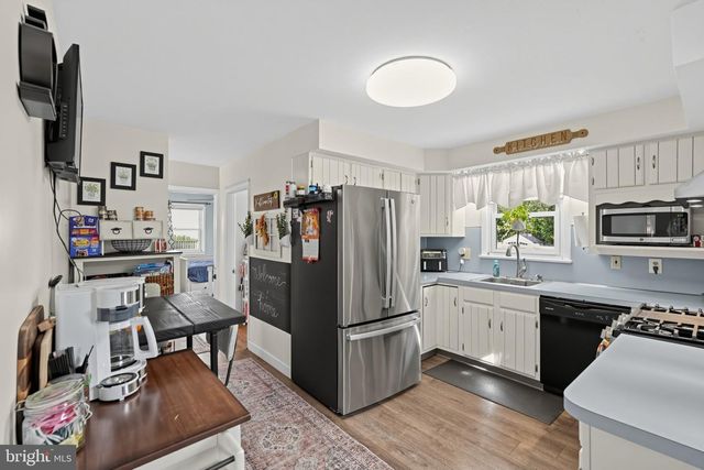 818 PRICE AVE, Glendora, NJ 08029